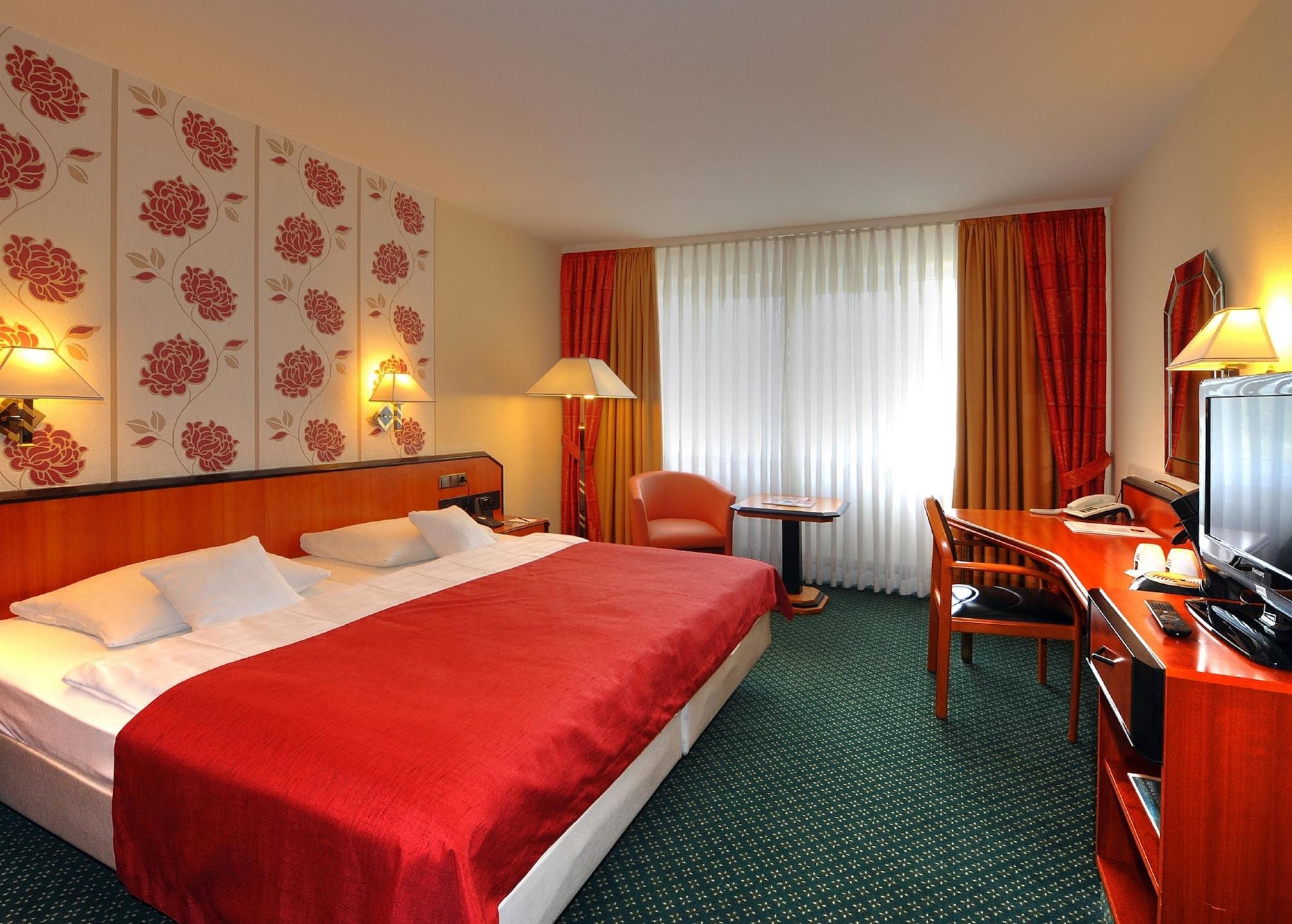 Best Western Plus Delta Park Hotel Мангейм Экстерьер фото