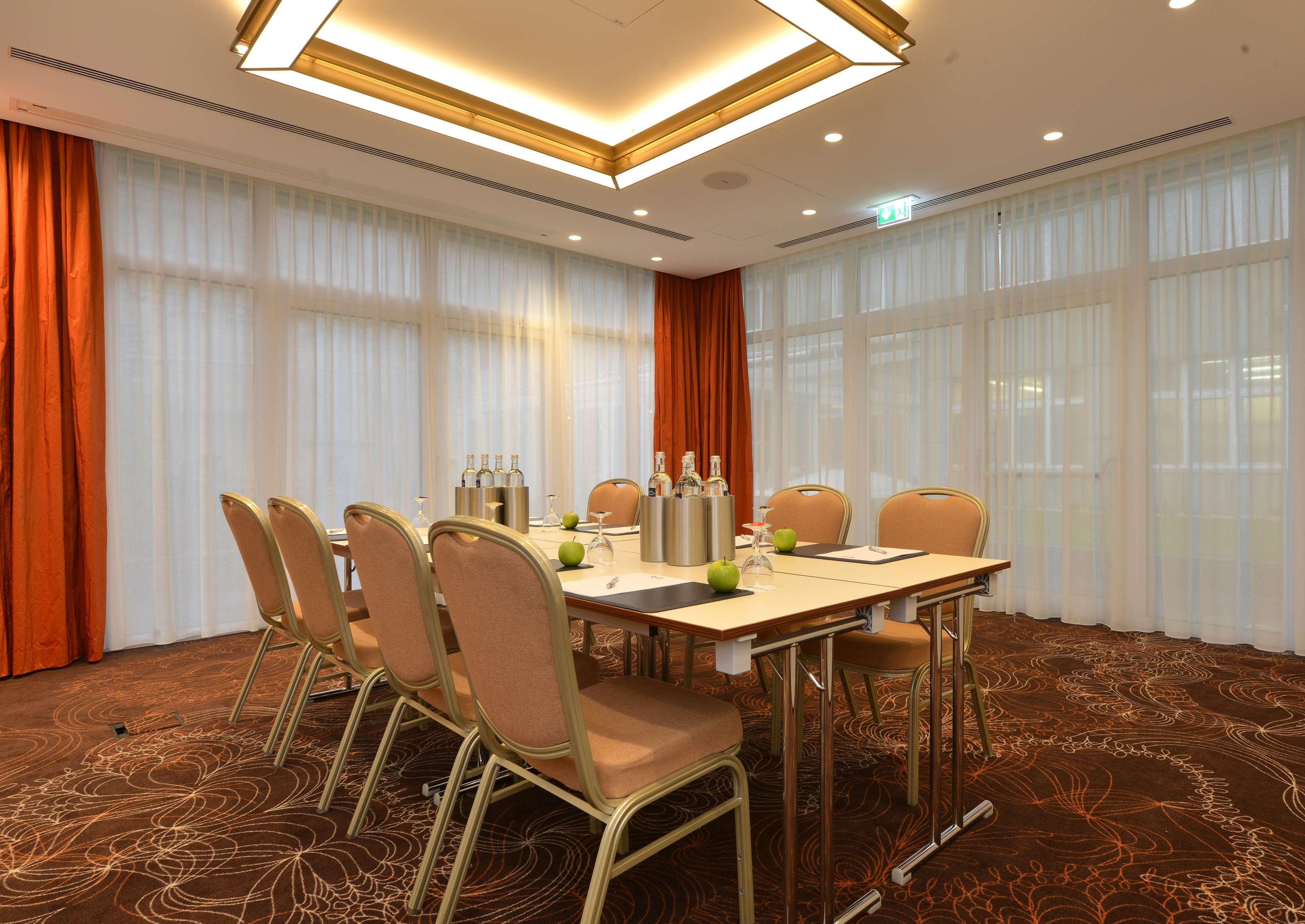 Best Western Plus Delta Park Hotel Мангейм Экстерьер фото