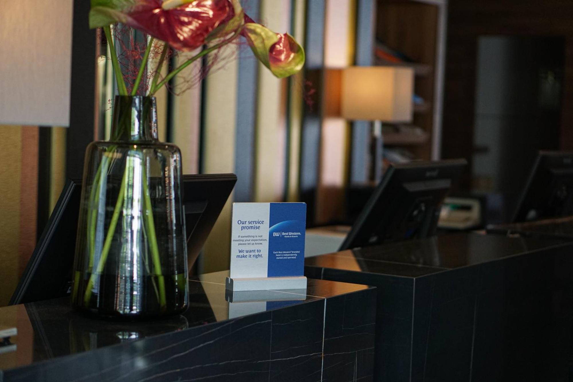 Best Western Plus Delta Park Hotel Мангейм Экстерьер фото