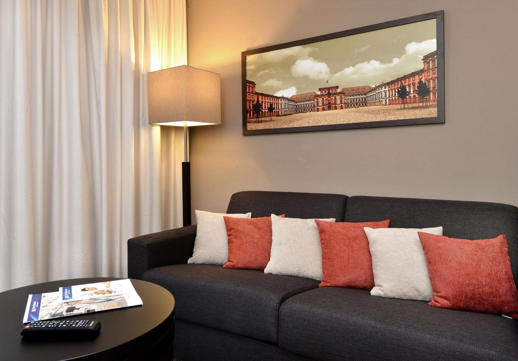 Best Western Plus Delta Park Hotel Мангейм Экстерьер фото